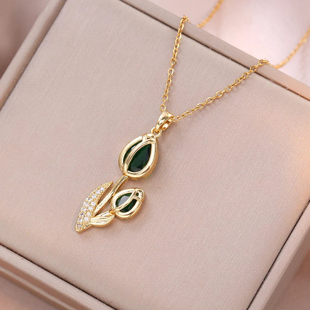 Bloom Renewal Tulip Flower Pendant Necklace