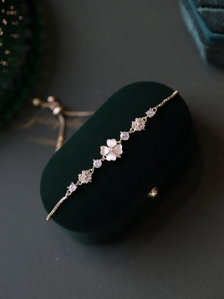 Cosmic Clover Opal Bracelet