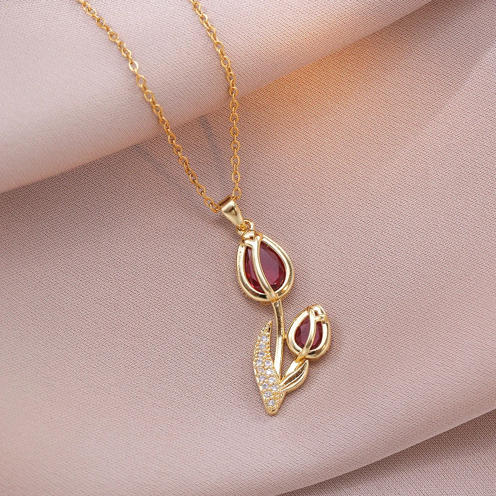 Bloom Renewal Tulip Flower Pendant Necklace