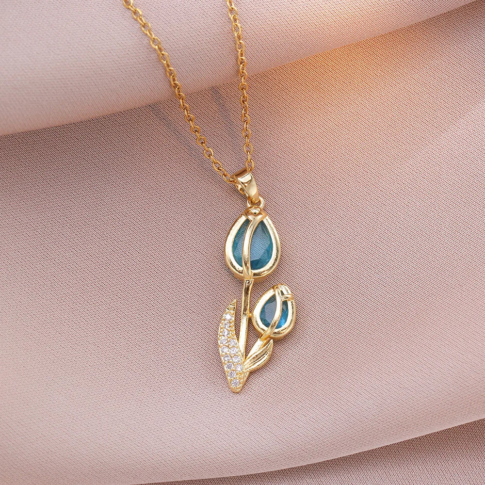 Bloom Renewal Tulip Flower Pendant Necklace