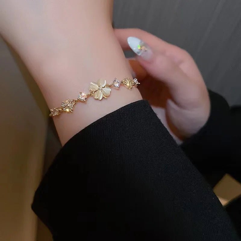 Cosmic Clover Opal Bracelet