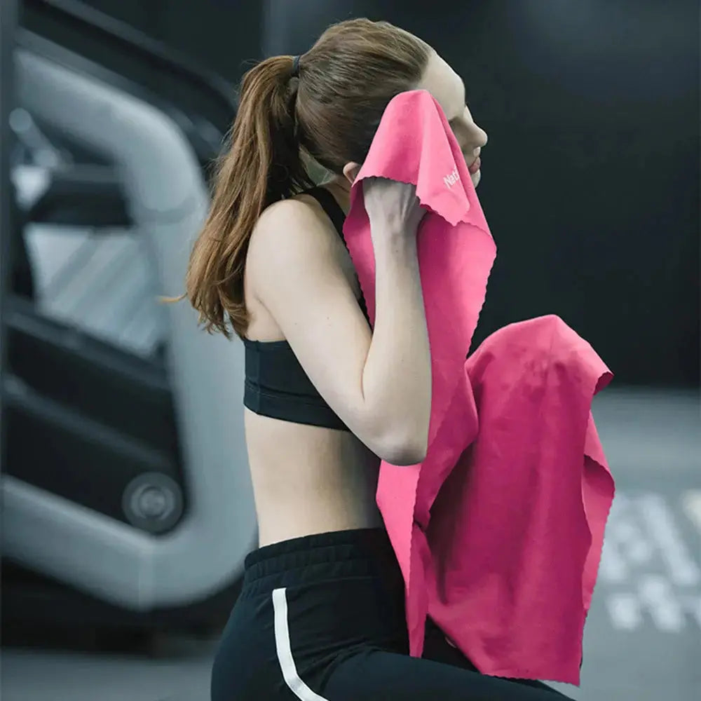 Naturehike Quick Drying Absorbent Bath Towel, Backpacking Hiking, Swimming Towel Compact Travel, Breathable Beach Gym Yoga Towel KEIKO