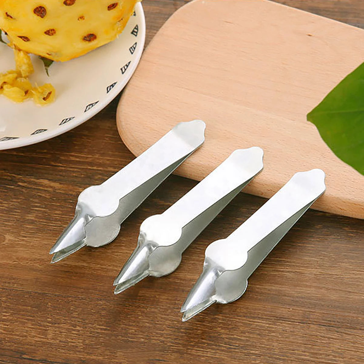StemSnatch Stainless Steel Huller and Eye Remover