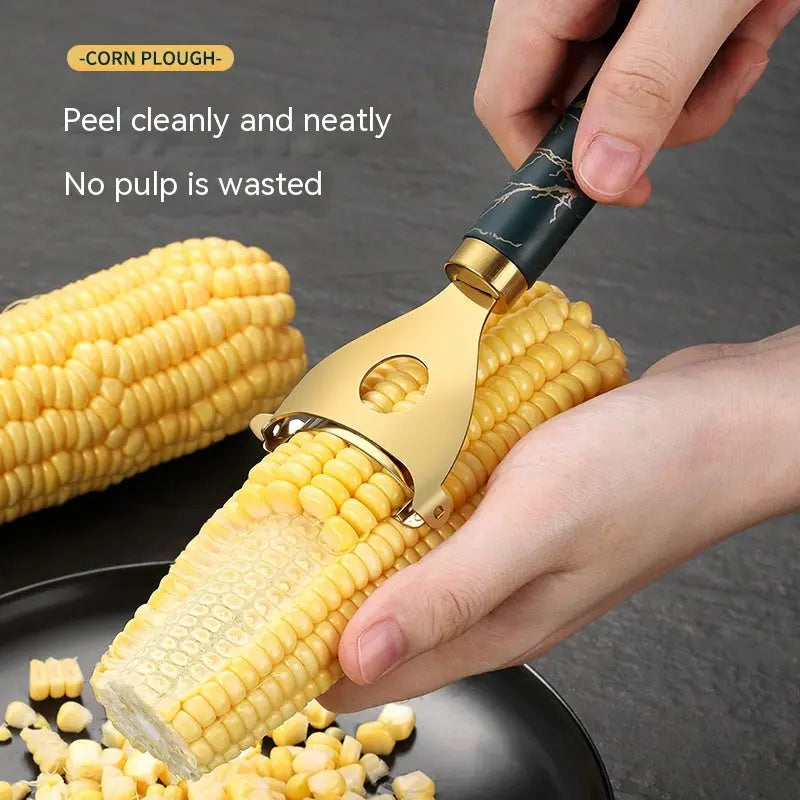 Cobb Gobbler GOLD corn planer in use